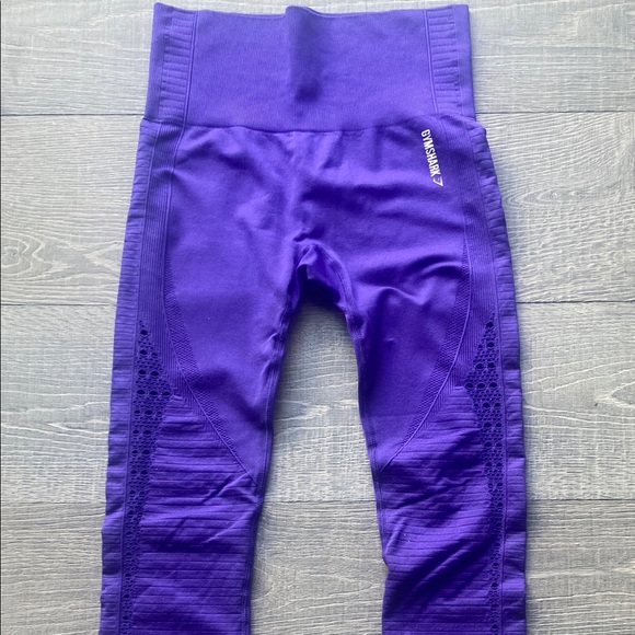 PURPLE GYM SHARK LEGGINGS full length - Picture 1 of 4